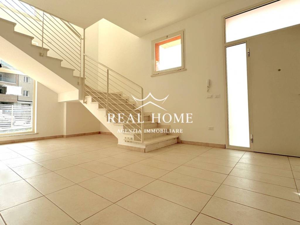 casa indipendente in vendita a Vaiano