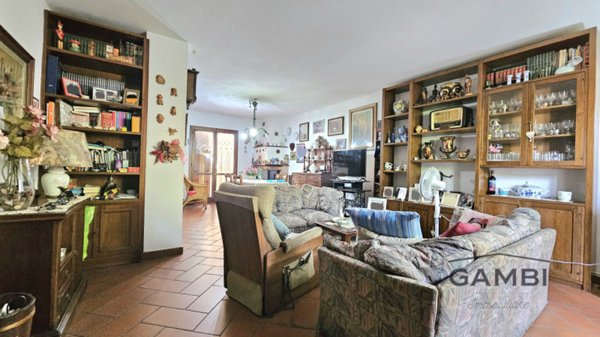 casa indipendente in vendita a Vaiano