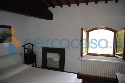 casa indipendente in vendita a Vaiano in zona Sofignano