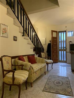 casa indipendente in vendita a Vaiano