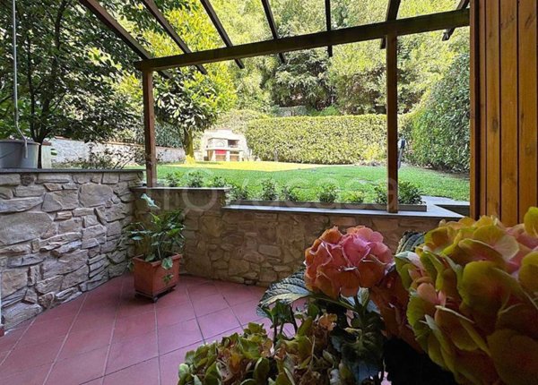casa indipendente in vendita a Vaiano in zona Popigliano