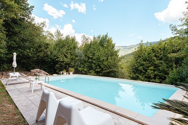 casa indipendente in vendita a Vaiano in zona La Briglia