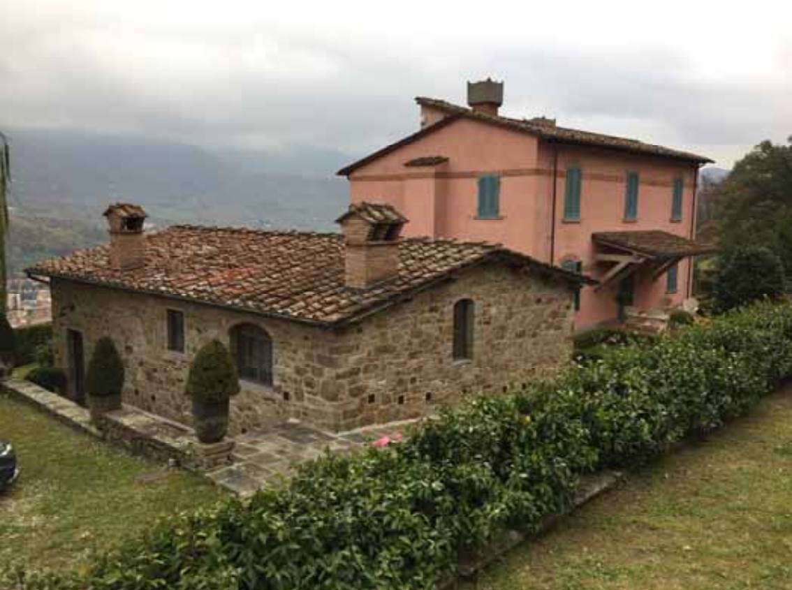 casa indipendente in vendita a Vaiano