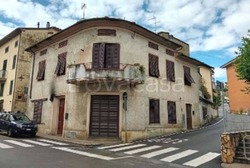 casa indipendente in vendita a Vaiano