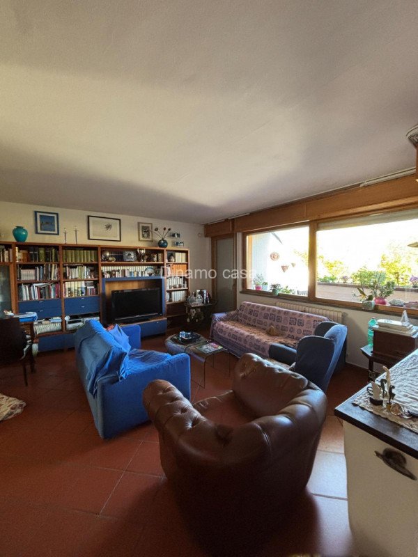 casa indipendente in vendita a Vaiano