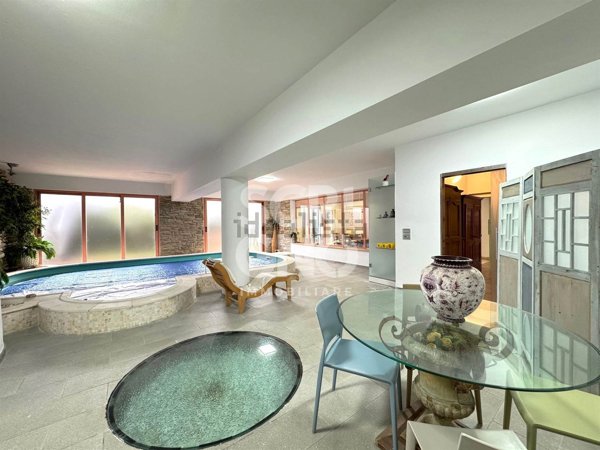 casa indipendente in vendita a Vaiano