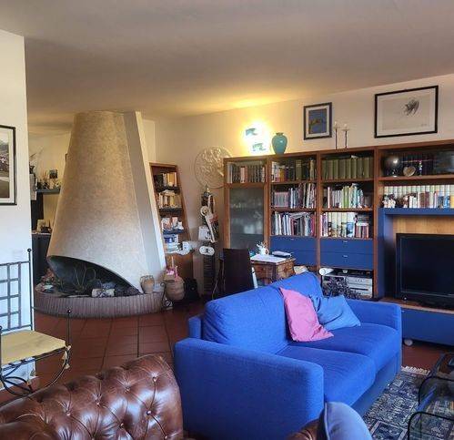 casa indipendente in vendita a Vaiano