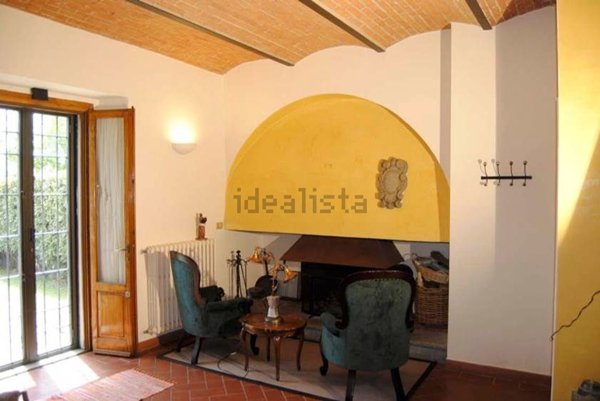 casa indipendente in vendita a Vaiano in zona Sofignano