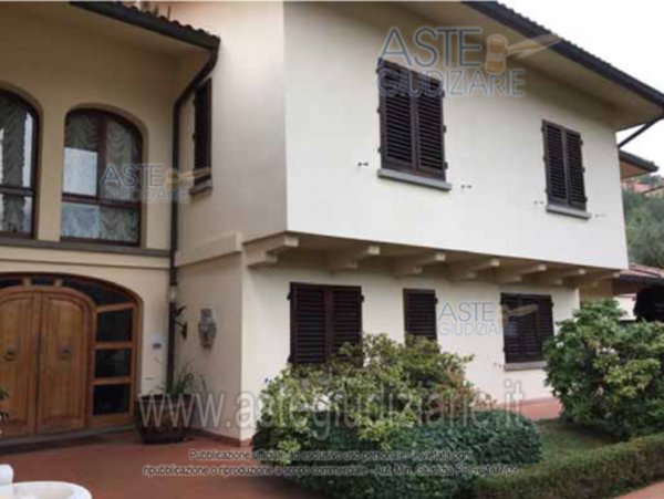 terreno edificabile in vendita a Vaiano