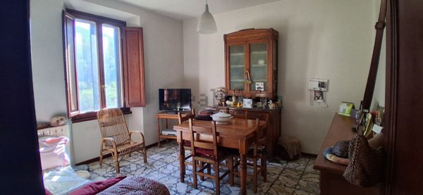 casa indipendente in vendita a Vaiano