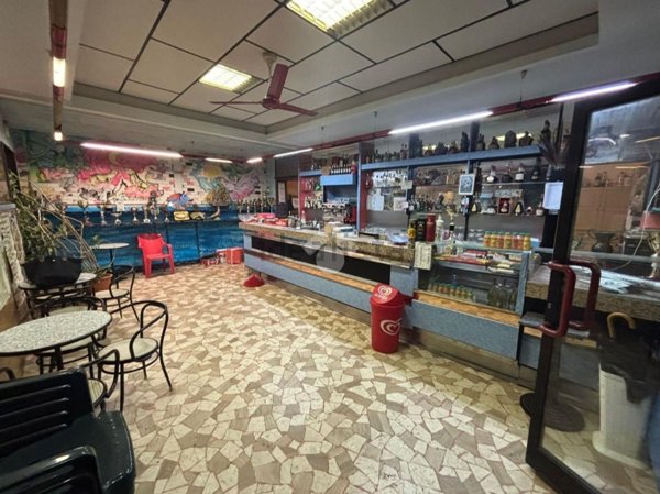 negozio in vendita a Vaiano