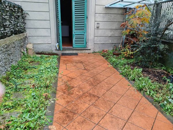 casa indipendente in vendita a Vaiano