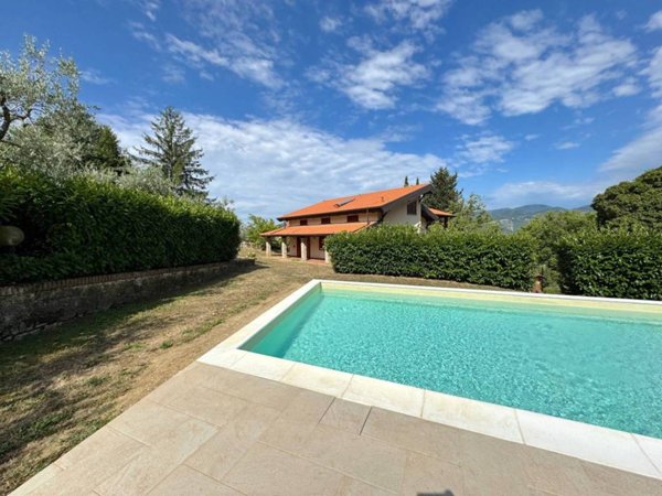 casa indipendente in vendita a Vaiano in zona Sofignano