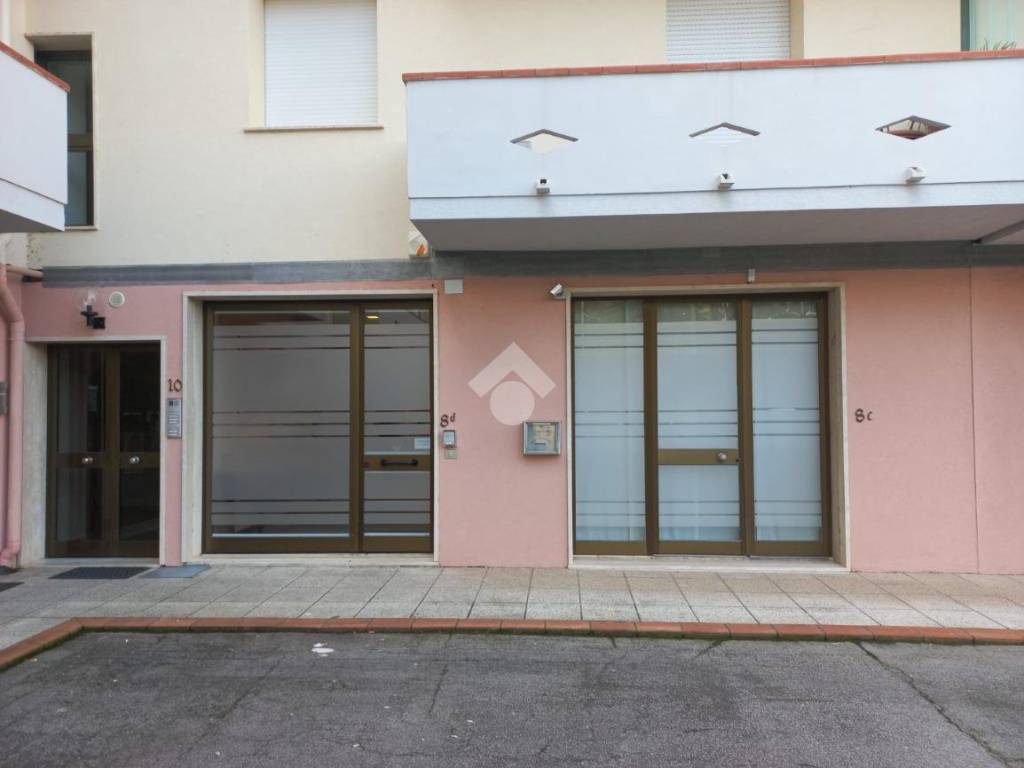 negozio in vendita a Vaiano