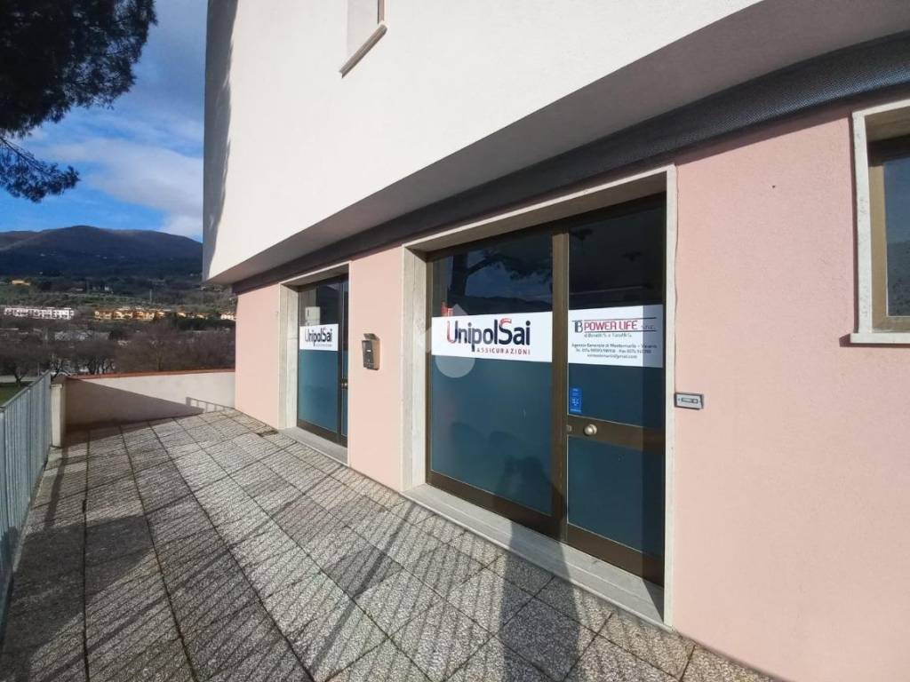 ufficio in vendita a Vaiano