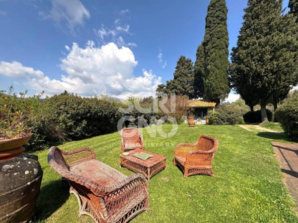 casa indipendente in vendita a Vaiano