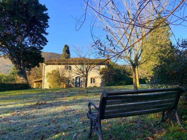casa indipendente in vendita a Vaiano