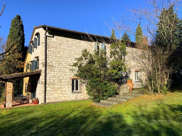 casa indipendente in vendita a Vaiano