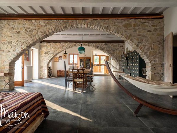 casa indipendente in vendita a Vaiano