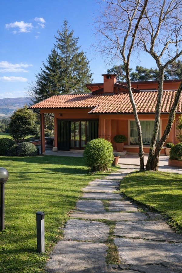 casa indipendente in vendita a Vaiano in zona Schignano
