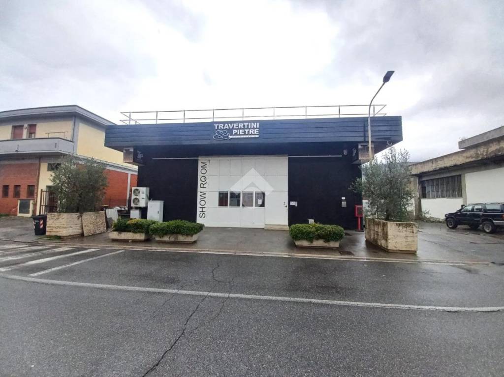 negozio in vendita a Vaiano