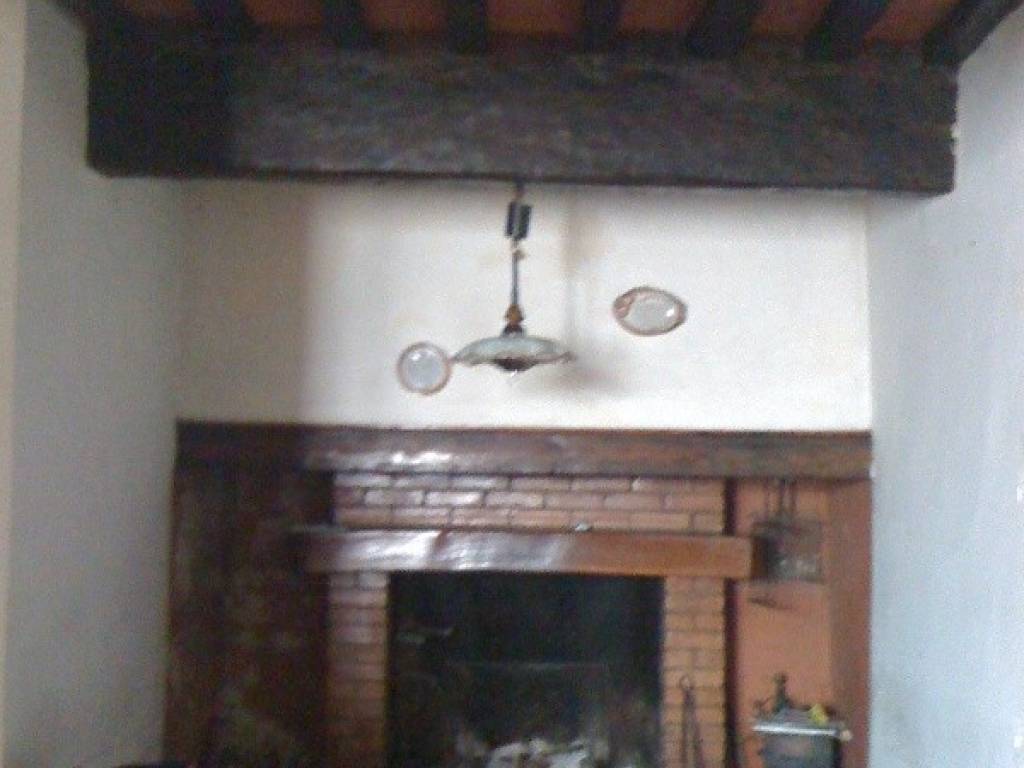 intera palazzina in vendita a Vaiano