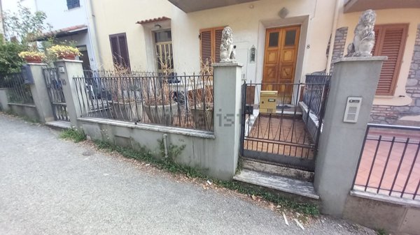 casa indipendente in vendita a Vaiano in zona La Briglia