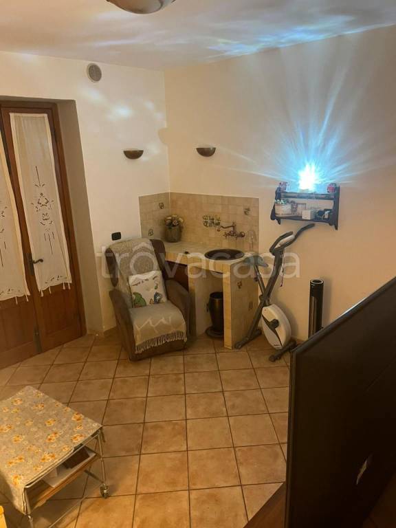 casa indipendente in vendita a Vaiano