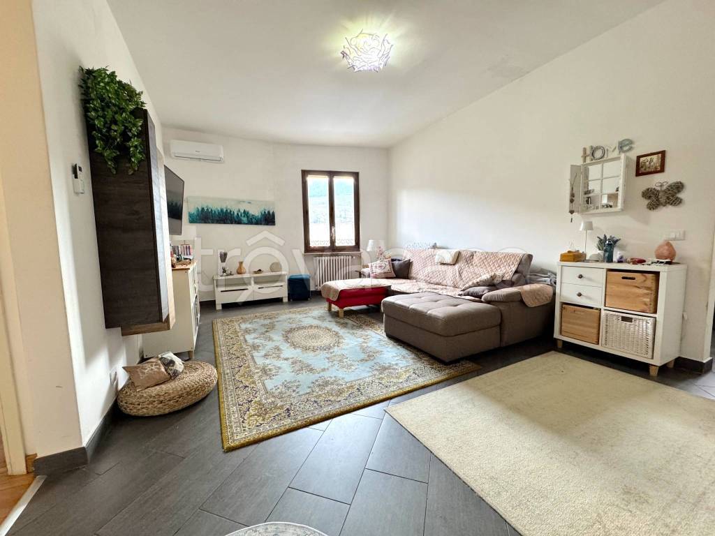 appartamento in vendita a Vaiano in zona La Briglia