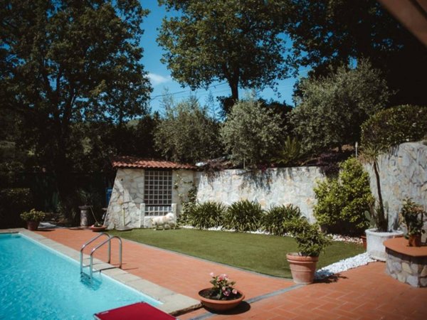 casa indipendente in vendita a Vaiano