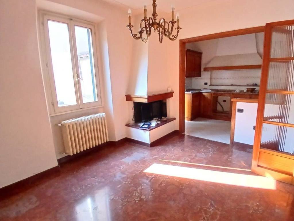 casa indipendente in vendita a Vaiano