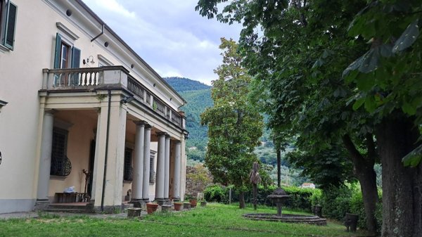 casa indipendente in vendita a Vaiano