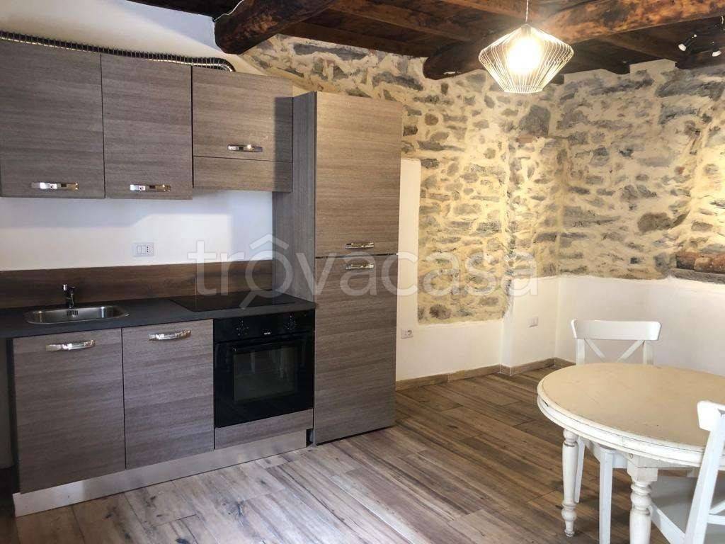 casa indipendente in vendita a Vaiano