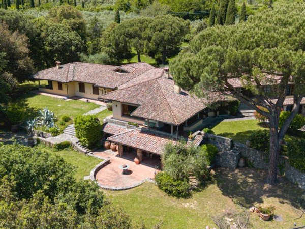 casa indipendente in vendita a Vaiano