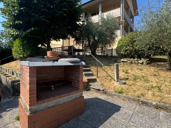 casa indipendente in vendita a Vaiano