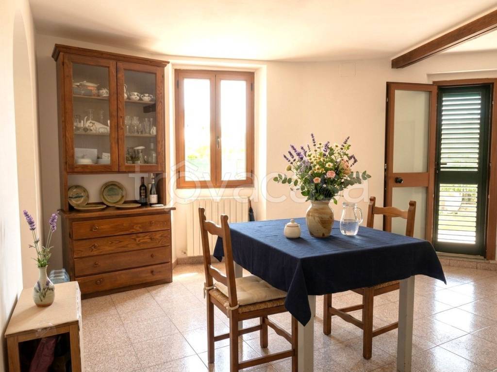 casa indipendente in vendita a Vaiano