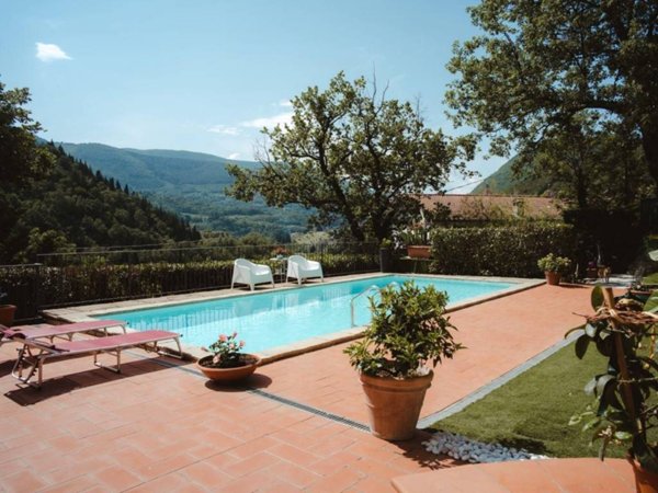 casa indipendente in vendita a Vaiano in zona Tignamica