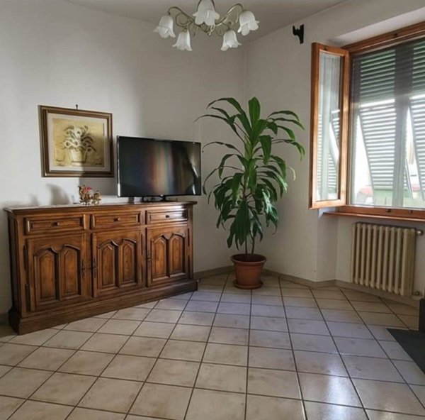 casa indipendente in vendita a Vaiano in zona Faltugnano