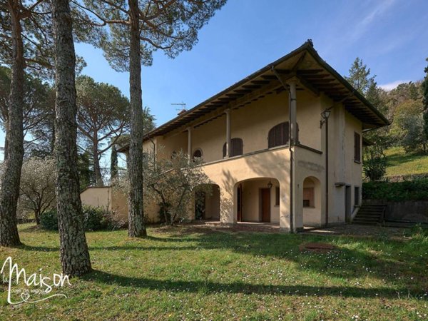 casa indipendente in vendita a Vaiano in zona Schignano