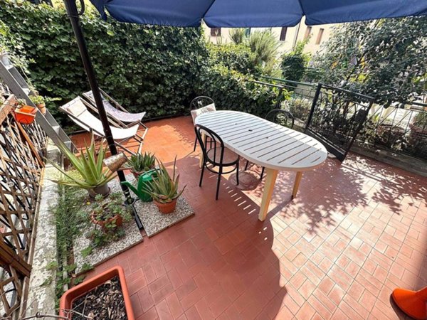 casa indipendente in vendita a Vaiano