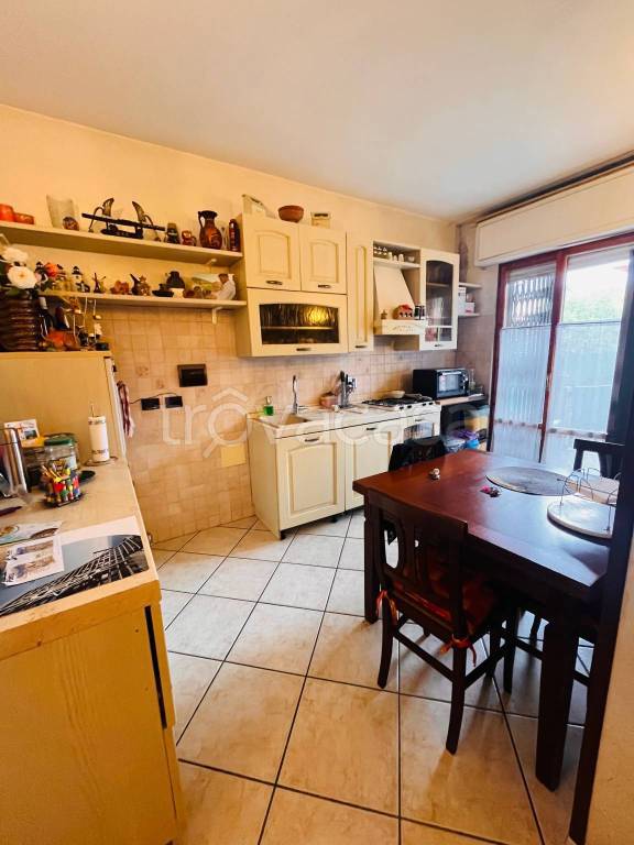 appartamento in vendita a Vaiano in zona Sofignano