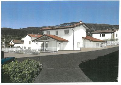 casa indipendente in vendita a Vaiano