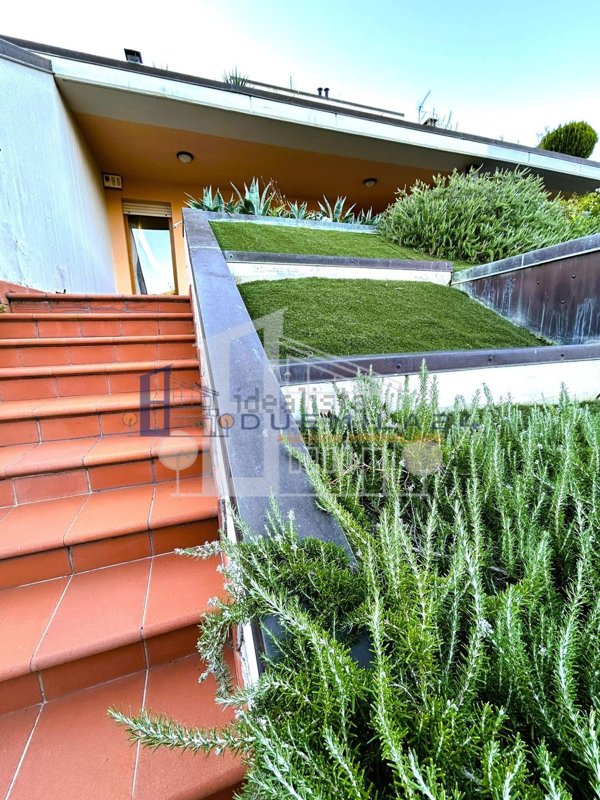 casa indipendente in vendita a Vaiano