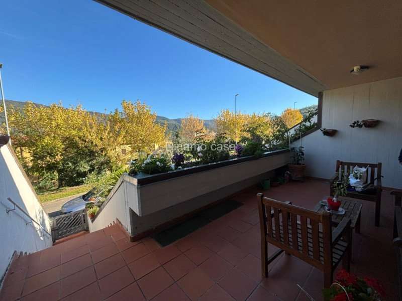 casa indipendente in vendita a Vaiano