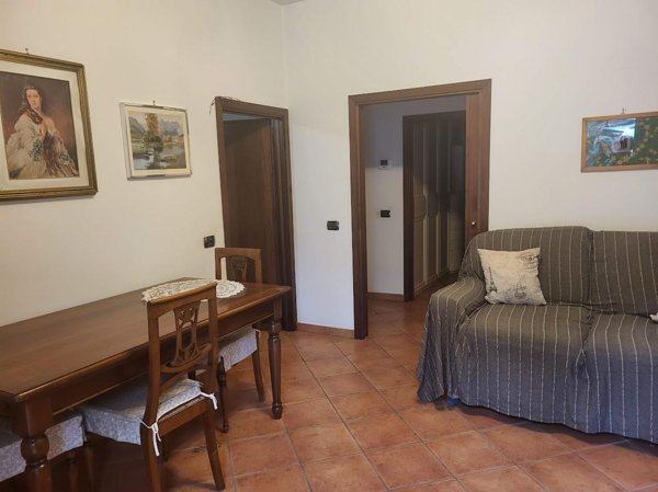 appartamento in vendita a Vernio in zona Cavarzano
