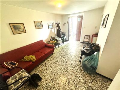 casa indipendente in vendita a Vernio in zona Sant'Ippolito