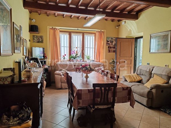 casa indipendente in vendita a Vernio in zona Montepiano