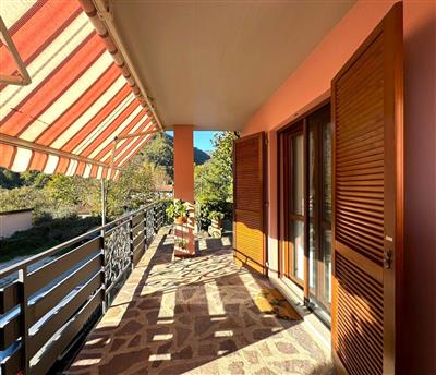 casa indipendente in vendita a Vernio