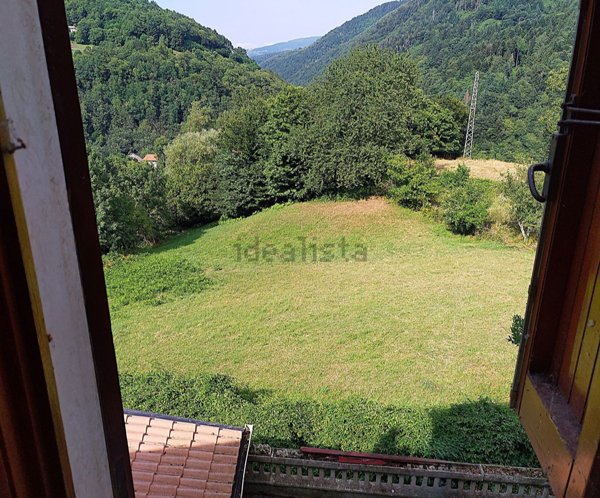 appartamento in vendita a Vernio in zona Montepiano