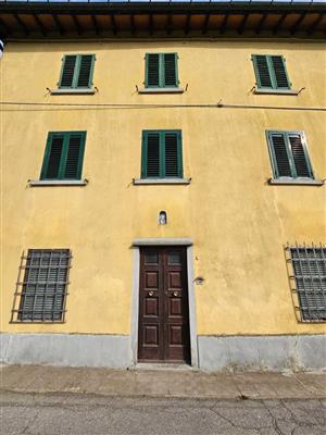 casa indipendente in vendita a Vernio in zona Montepiano